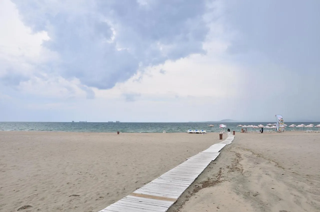 Апартамент Elsor Burgas