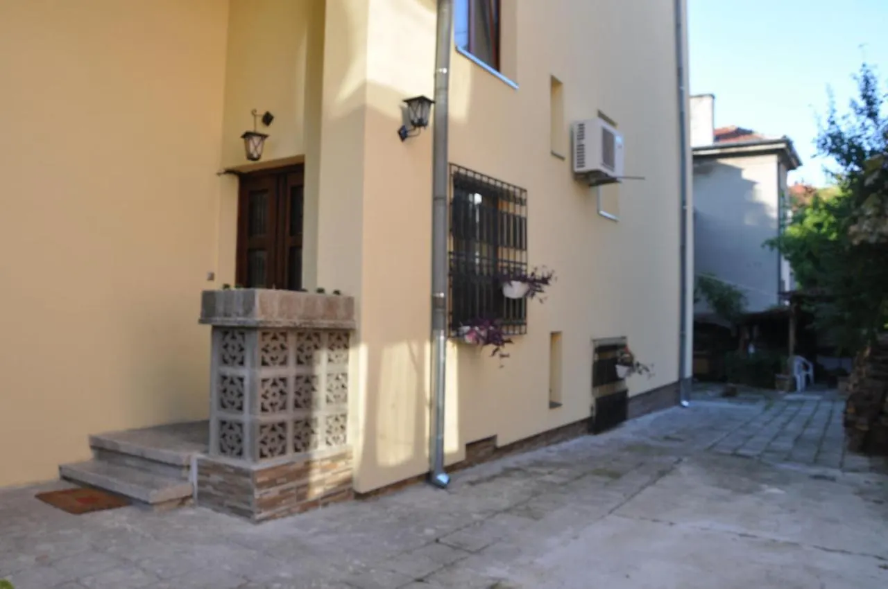 Апартамент Elsor Burgas Appartamento